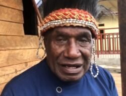 Tokoh Adat Kamoro Iwaka Ajak Warga Jaga Keamanan Demi Masa Depan Mimika