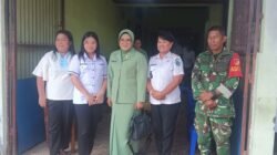 Danramil 1310-06/Airmadidi Dampingi Ketua Persit KCK Daerah XIII/Merdeka Ny. Lely Mirza Agus, Dalam Rangka Anjangsana dan Berikan Tali Asih di Wilayah Kodim 1310/Bitung