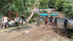 Progres Pesat, TNI dan Warga Rap Rap Gotong Royong Bangun Abutmen Jembatan Perintis Garuda