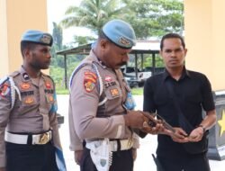 Pastikan Kepatuhan Anggota, Propam Polres Sarmi Cek Senpi Dinas