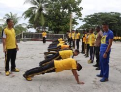 Polres Sarmi Gelar Kesemaptaan Jasmani Semester I untuk Jaga Kesiapan Personel