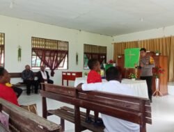 Kapolsek Pantai Barat Dampingi Bupati Sarmi Jalin Silaturahmi Melalui Ibadah Bersama