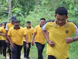 Jaga Stamina Tubuh, Personel Polres Sarmi Laksanakan Olahraga Pagi