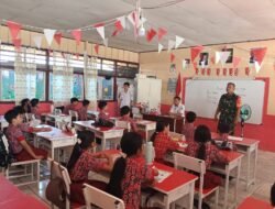 Tanamkan Nilai Patriotisme Sejak Dini, Babinsa Jajaran Kodim 1310/Bitung Optimalkan Implementasi Buku Pedoman Pembinaan Kesadaran Bela Negara (PKBN) di Lingkungan Sekolah