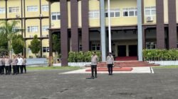 Kapolda Papua Barat Pimpin Apel Pengecekan dan Tactical Floor Game Persiapan Menyambut Pesparawi Nasional XIV Tahun 2026