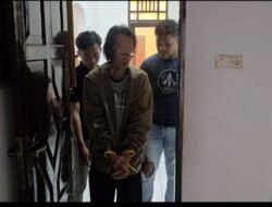 Dari Sarmi ke Polda Papua : Terduga Penyuplai Senjata KKB Digiring Tim Gabungan Yang Dipimpin Kasat Reskrim