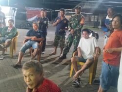 Meriah dan Penuh Keakraban, Personel Koramil 1310-04/Dimembe Nobar Piala Dunia Bersama Masyarakat Tatelu Rondor