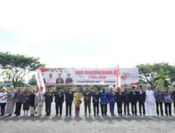 Polda Papua Barat Gelar Upacara Hari Bhayangkara ke-80, Wujudkan Semangat “80 Tahun Mengabdi, Polri untuk Masyarakat”