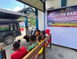 Sat binmas Polres Sarmi Ajak Masyarakat Jaga Kamtibmas Lewat Nobar Piala Dunia 2026