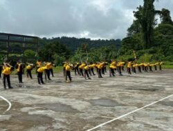 Jaga kebugaran Personel Polres Dan Polsek Mamberamo Raya Gelar Olahraga Pagi