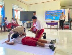 Tanamkan Budaya Tertib Berlalu Lintas Sejak Dini, Satlantas Polres Sarmi Edukasi Siswa SD Kasukwe