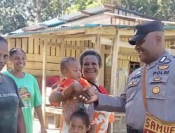Personel Sat Binmas Polsek Waropen Atas Laksanakan Giat Sambang Warga Binaan